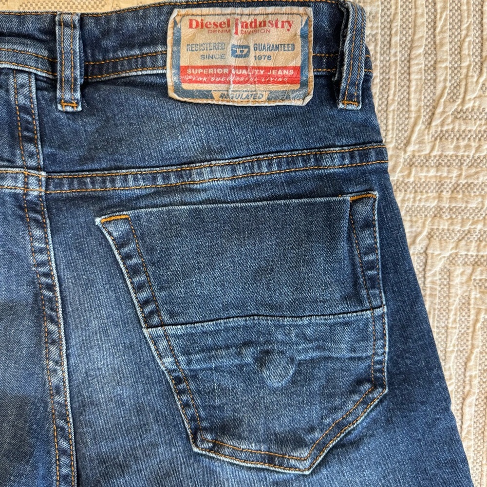 👖 Diesel Thommer Slim Fit Jeans – Classic Wash 👖 - Picture 5 of 12